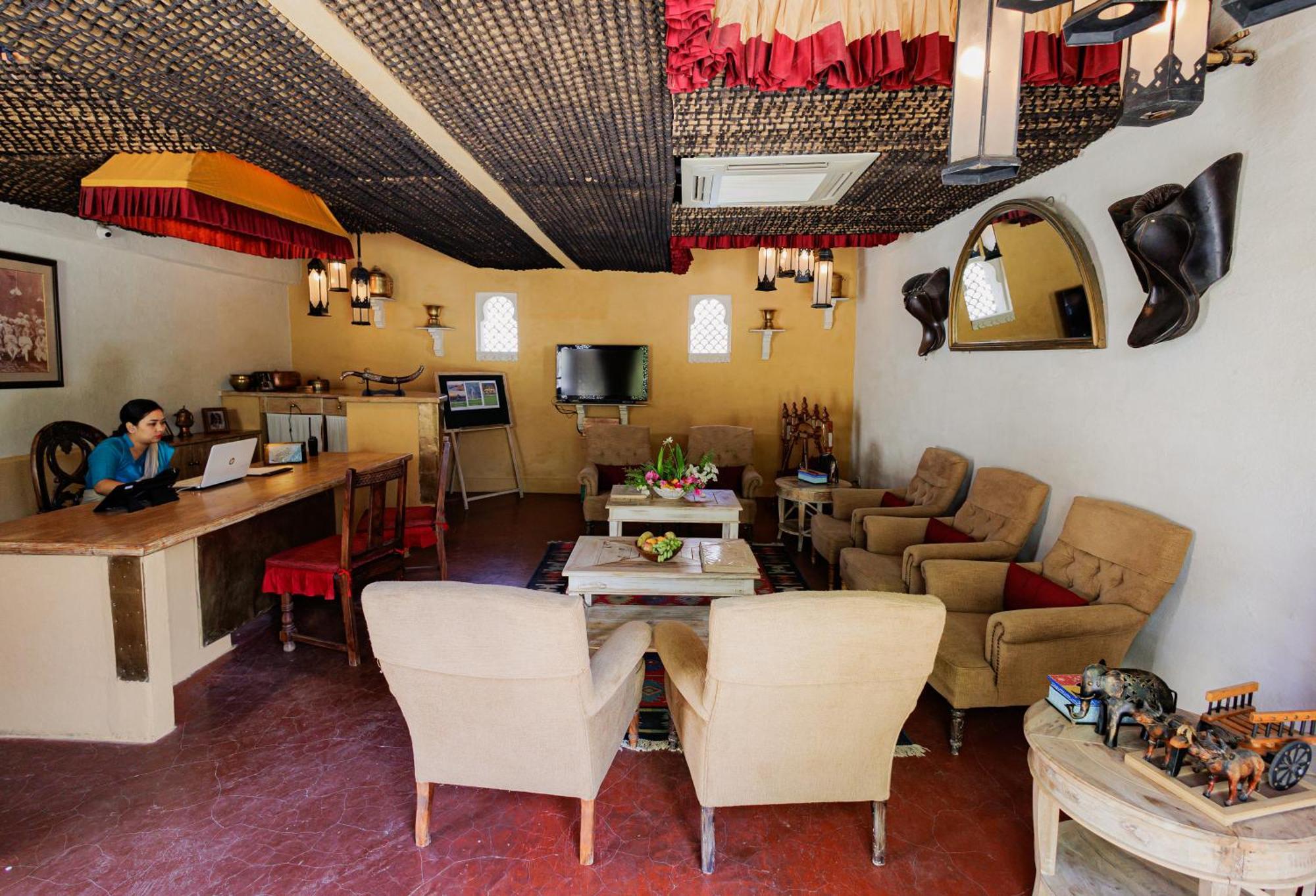 The Rawla Narlai - A Luxury Heritage Stay In Leopard Country Exterior photo